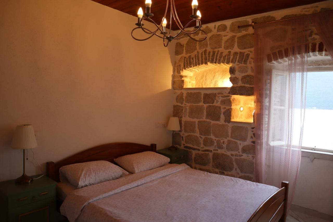 Guesthouse Zmukic Perast Luaran gambar